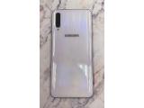 SAMSUNG Galaxy A50